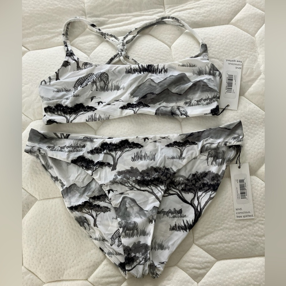 NWT | Unsubscribed | Black & White Safari Bikini Swim | Top: S Bottom: M